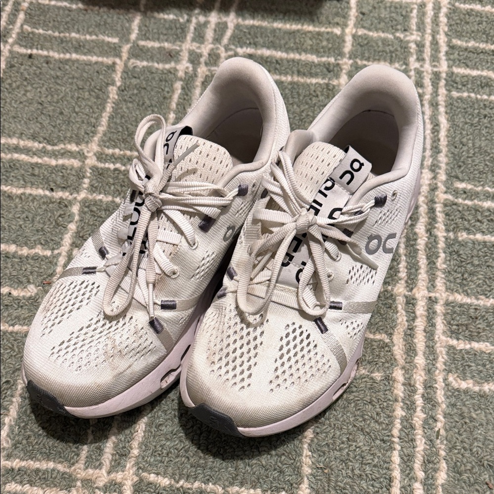 On Running Women's Cream and Gray Sneakers